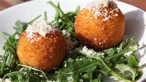 Arancini (Risotto Topları) tarifi