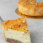 Baklava Yufkasından Kremalı Çilekli Tatlı
