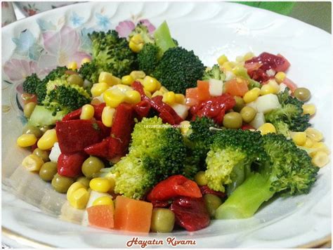 Brokoli Salatası Tarifi