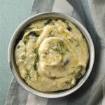Kuşkonmazlı Renkli Salata  Tarifi