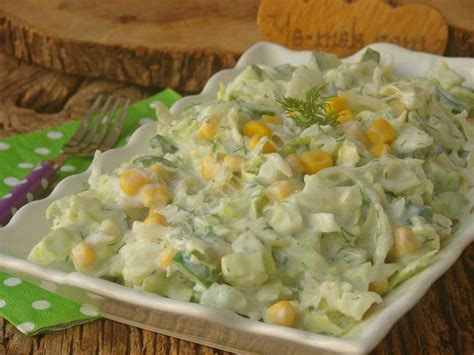 Yoğurtlu Marul Salata Tarifi