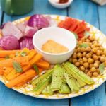 Közlenmiş Sebzeli Tahin Soslu Salata