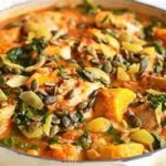Nar Soslu Vegan Karabuğday Salatası
