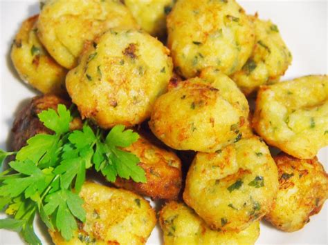 Buñuelos de Bacalao (Morina balığı kızartması)