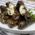 Fırında Domatesli Vegan Patlıcan Dolması