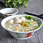 Sichuan Dan Dan Noodles (Sichuan usulü acılı ve baharatlı erişte)