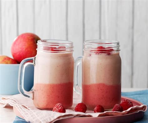 Kırmızı Meyveli Smoothie