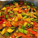 Vegan Brokoli ve Nohutlu Kinoa Salatası