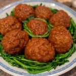 Bonda (Patatesli kızartılmış hamur topları)
