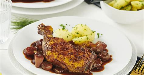 Poulet au Vin Jaune (Sarı şarap soslu tavuk)