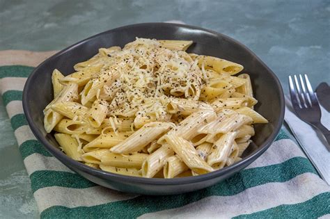 Vegan Cevizli Kremalı Makarna