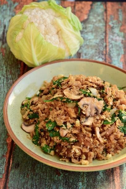 Vegan Mantar Soslu Pilav