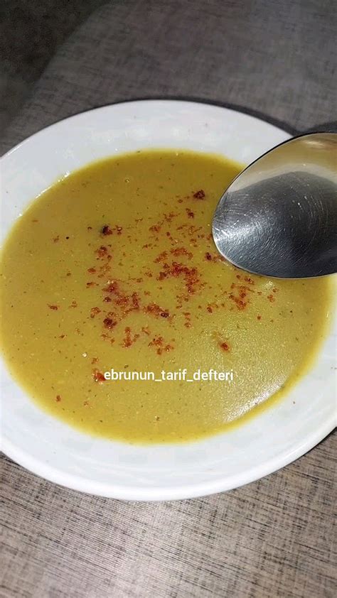 Zerdeçallı Sebzeli Kinoa Çorbası