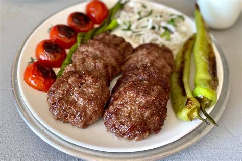 Akçaabat Köfte Ekmek Tarifi