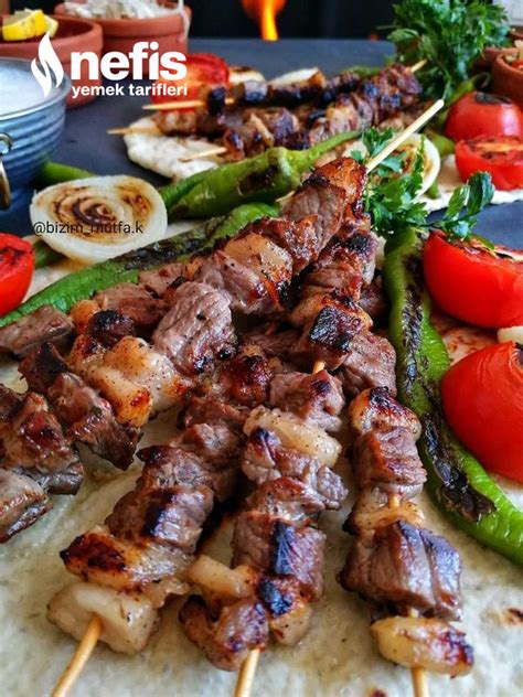 Çöp Şiş Ekmek Arası Tarifi