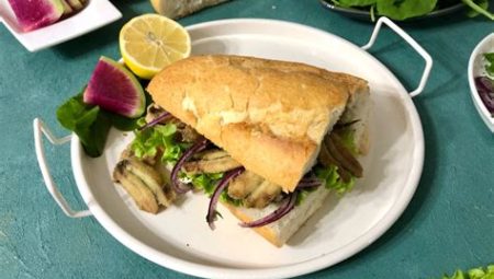 Hamsi Ekmek Arası Tarifi