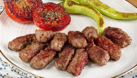İnegöl Köfte Ekmek Tarifi