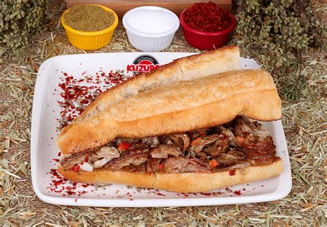 Kokoreç Ekmek Arası Tarifi